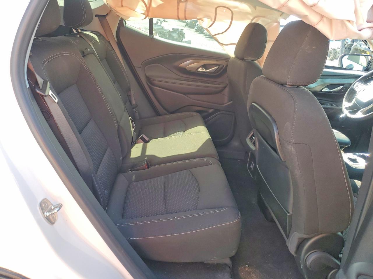 2023 GMC TERRAIN
