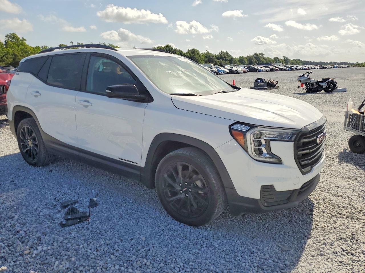 2023 GMC TERRAIN