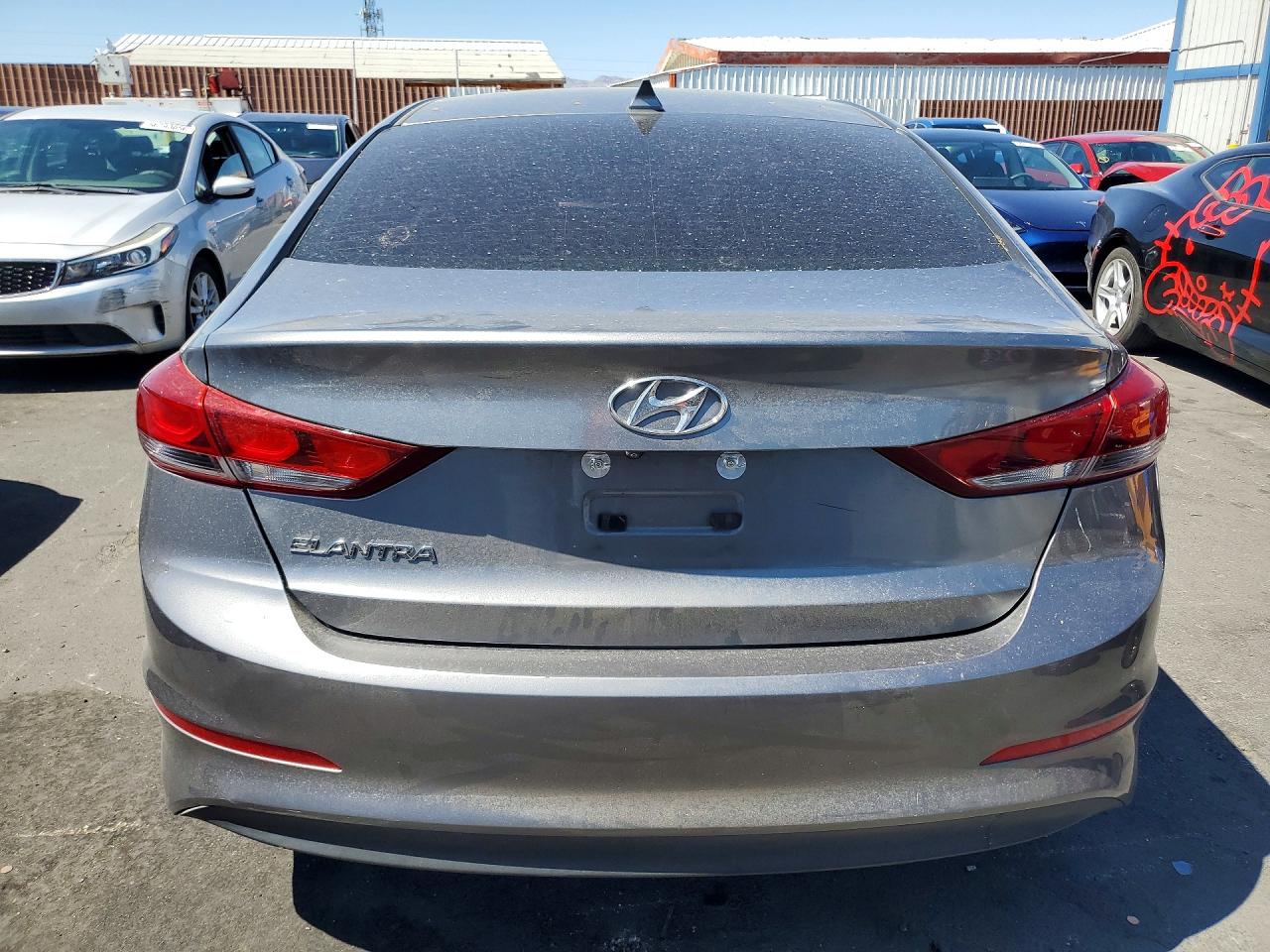 2018 HYUNDAI ELANTRA