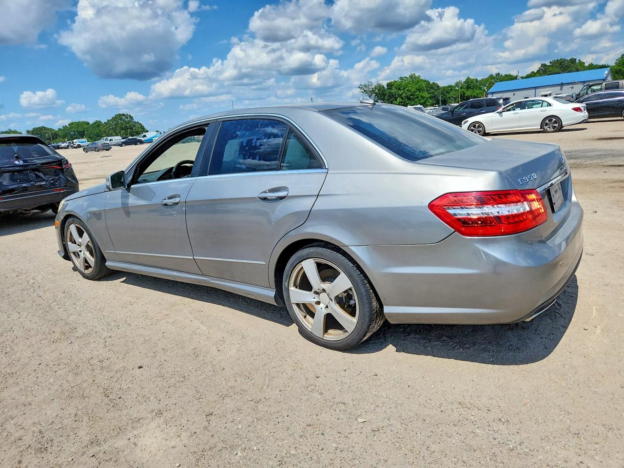 2010 MERCEDES-BENZ E-CLASS