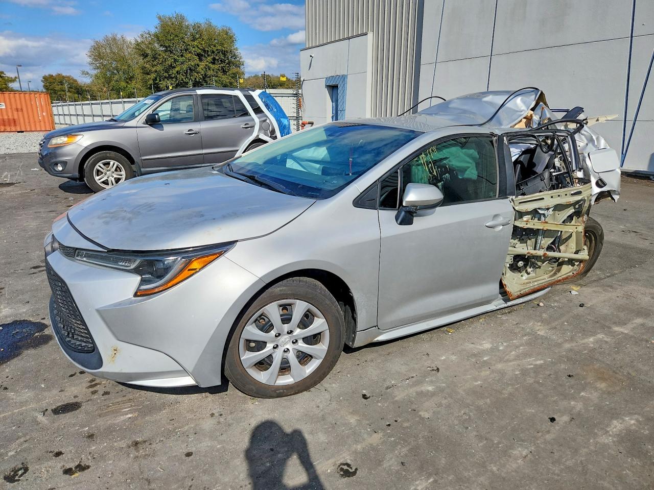2021 TOYOTA COROLLA