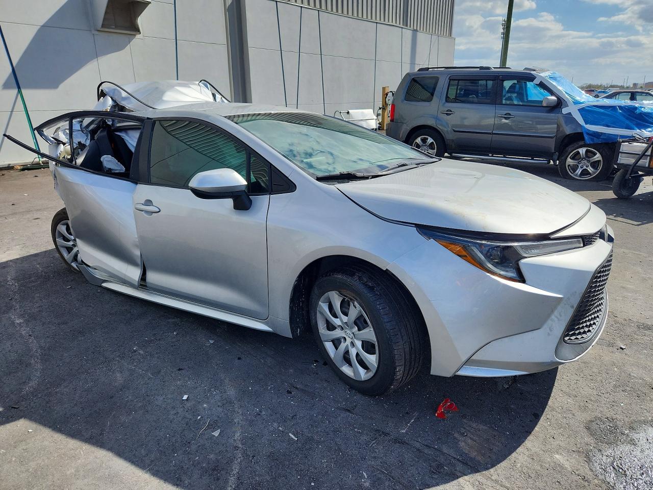 2021 TOYOTA COROLLA