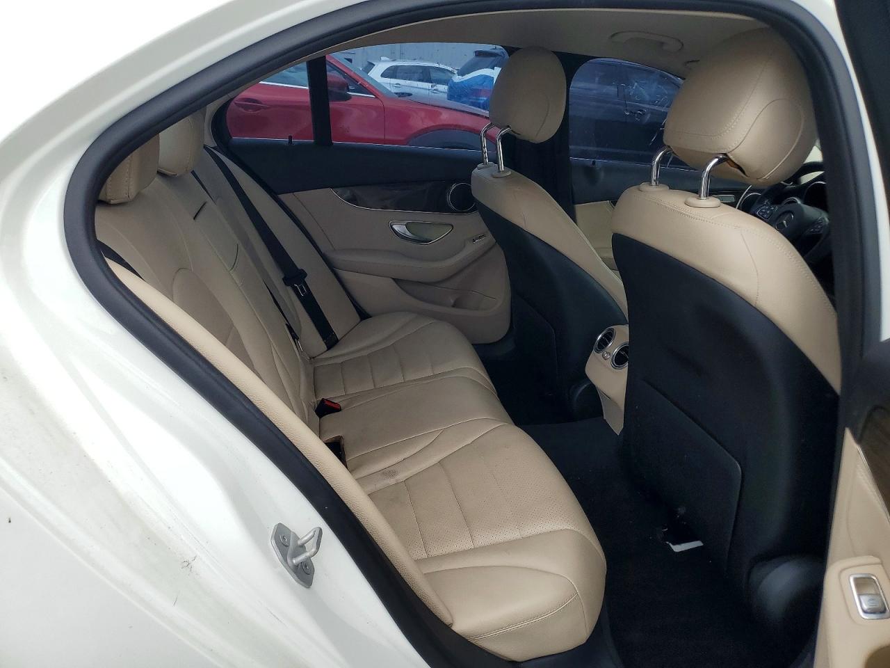 2016 MERCEDES-BENZ C-CLASS