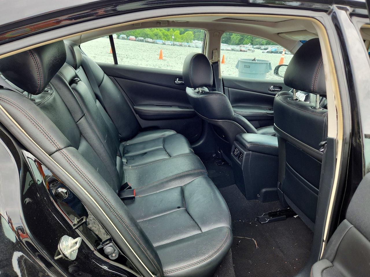 2012 NISSAN MAXIMA