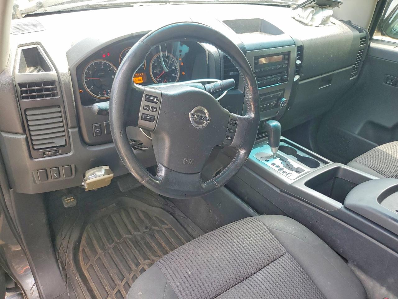 2012 NISSAN TITAN