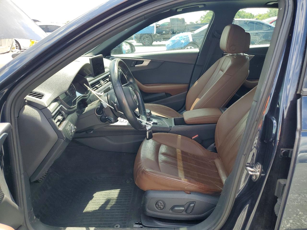 2017 AUDI A4