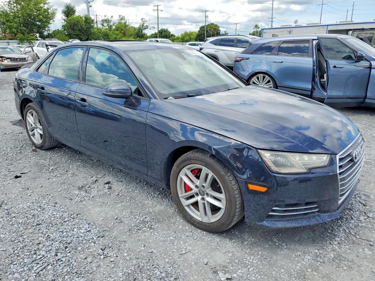 2017 AUDI A4