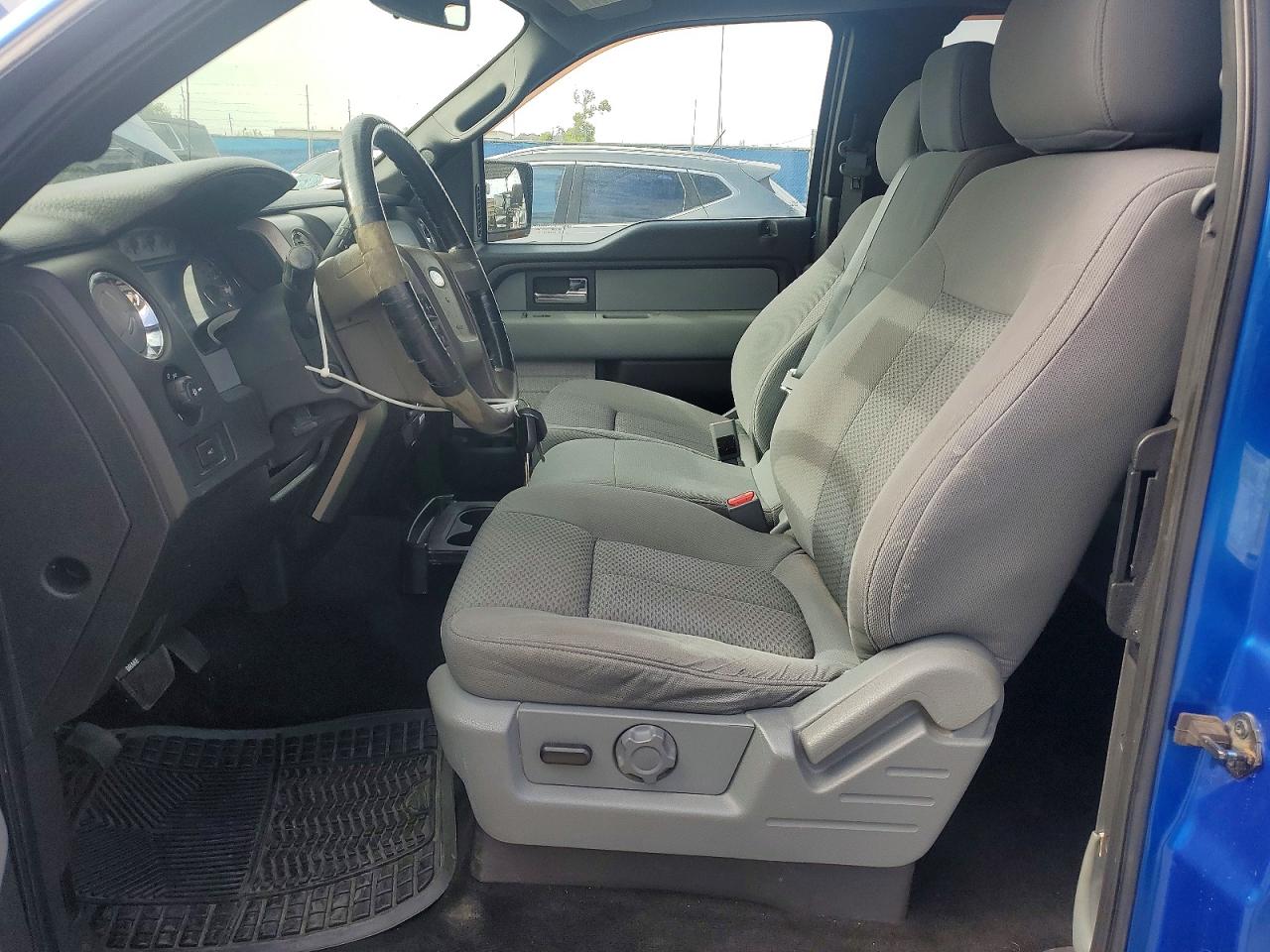 2014 FORD F150