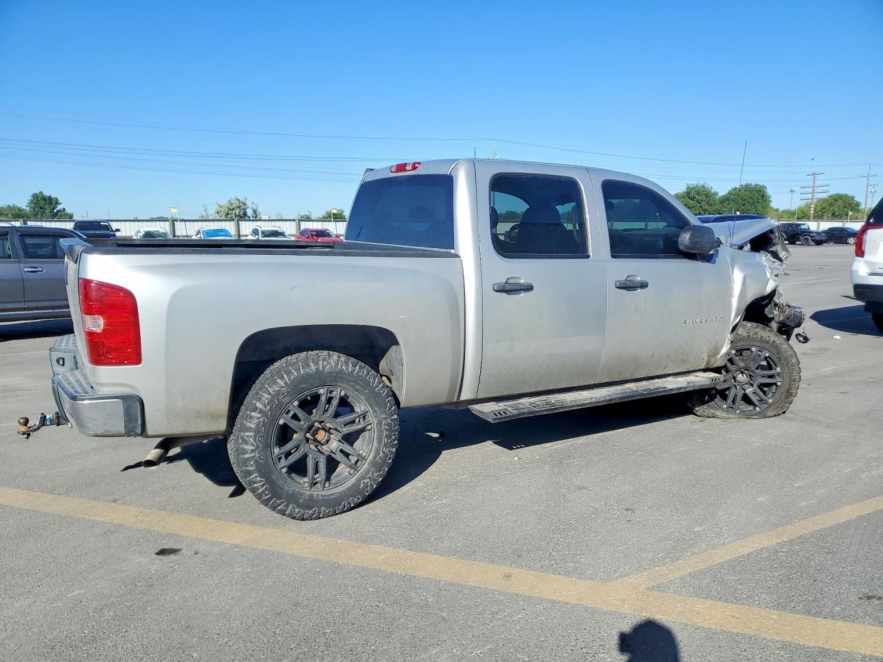 2011 CHEVROLET SILVERADO