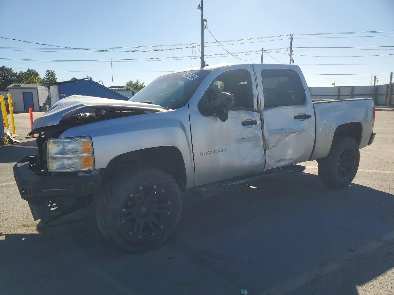 2011 CHEVROLET SILVERADO