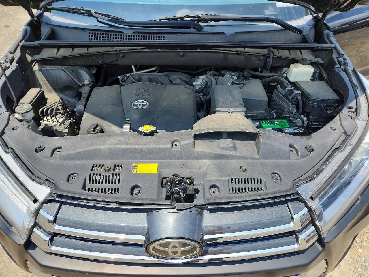 2017 TOYOTA HIGHLANDER