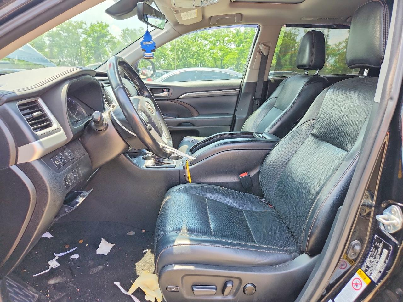 2017 TOYOTA HIGHLANDER