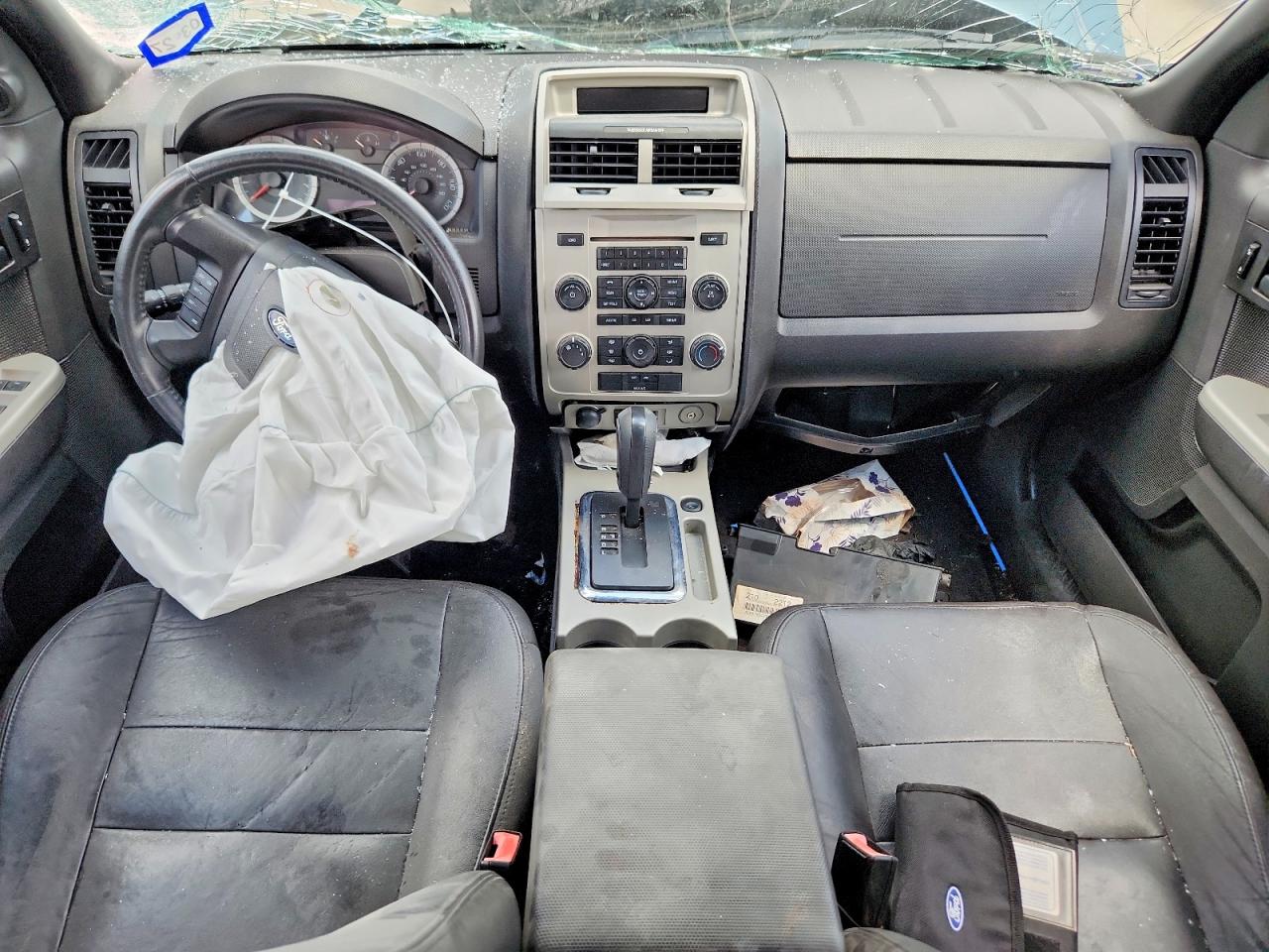 2010 FORD ESCAPE