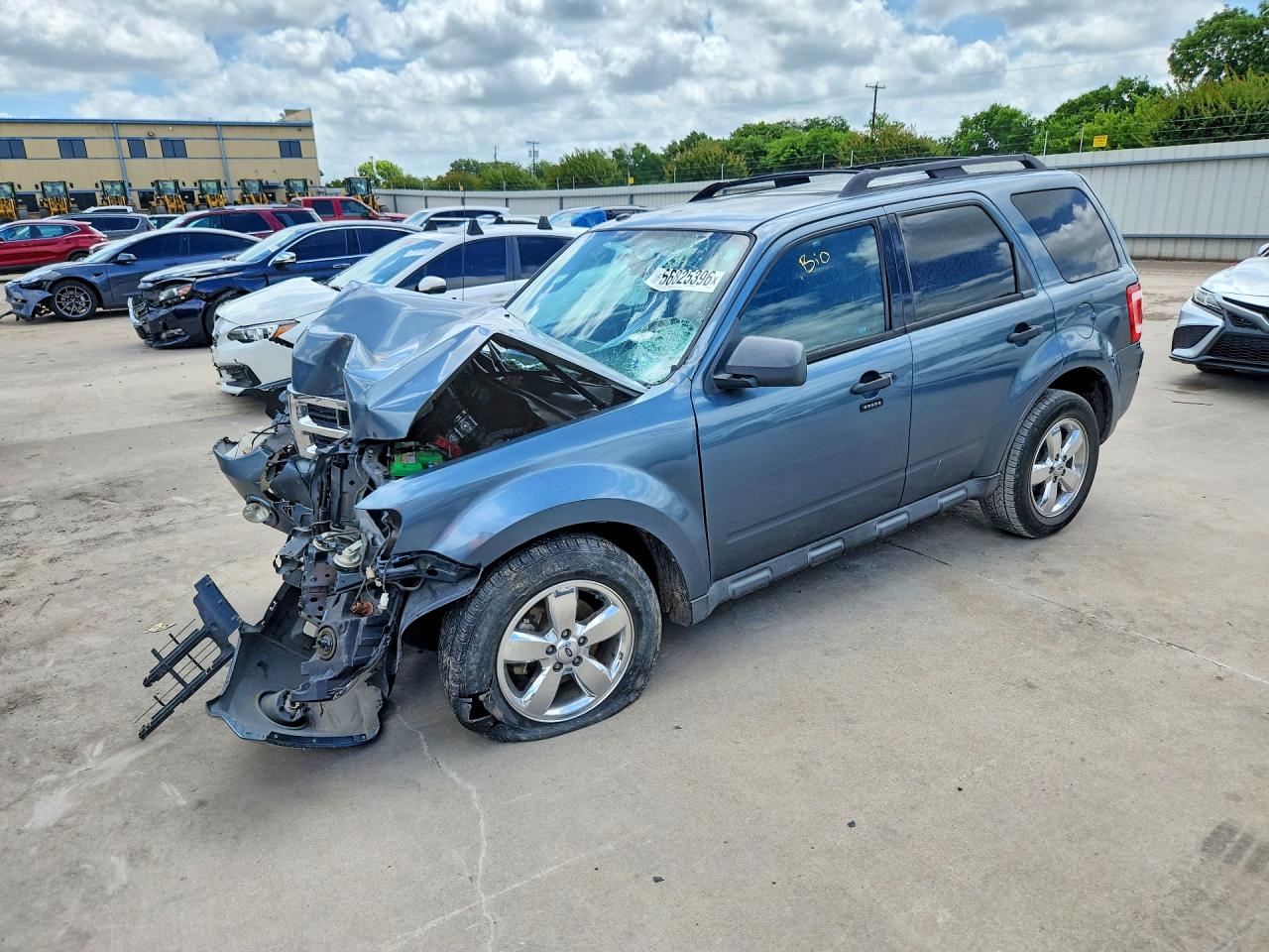 2010 FORD ESCAPE