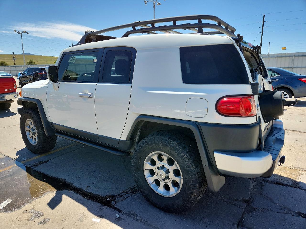 2011 TOYOTA FJ CRUISER