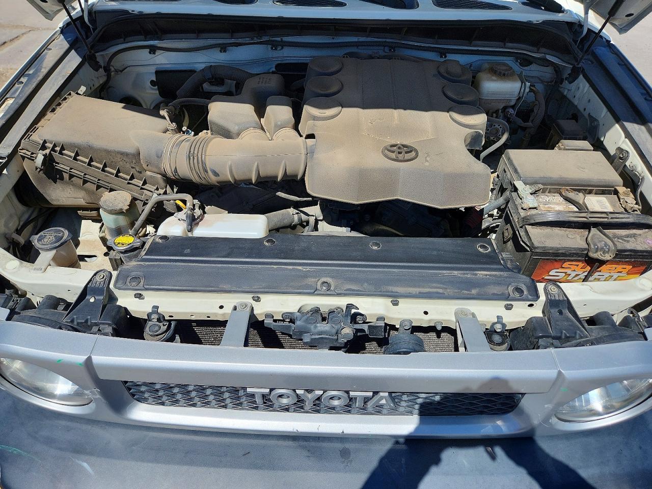 2011 TOYOTA FJ CRUISER