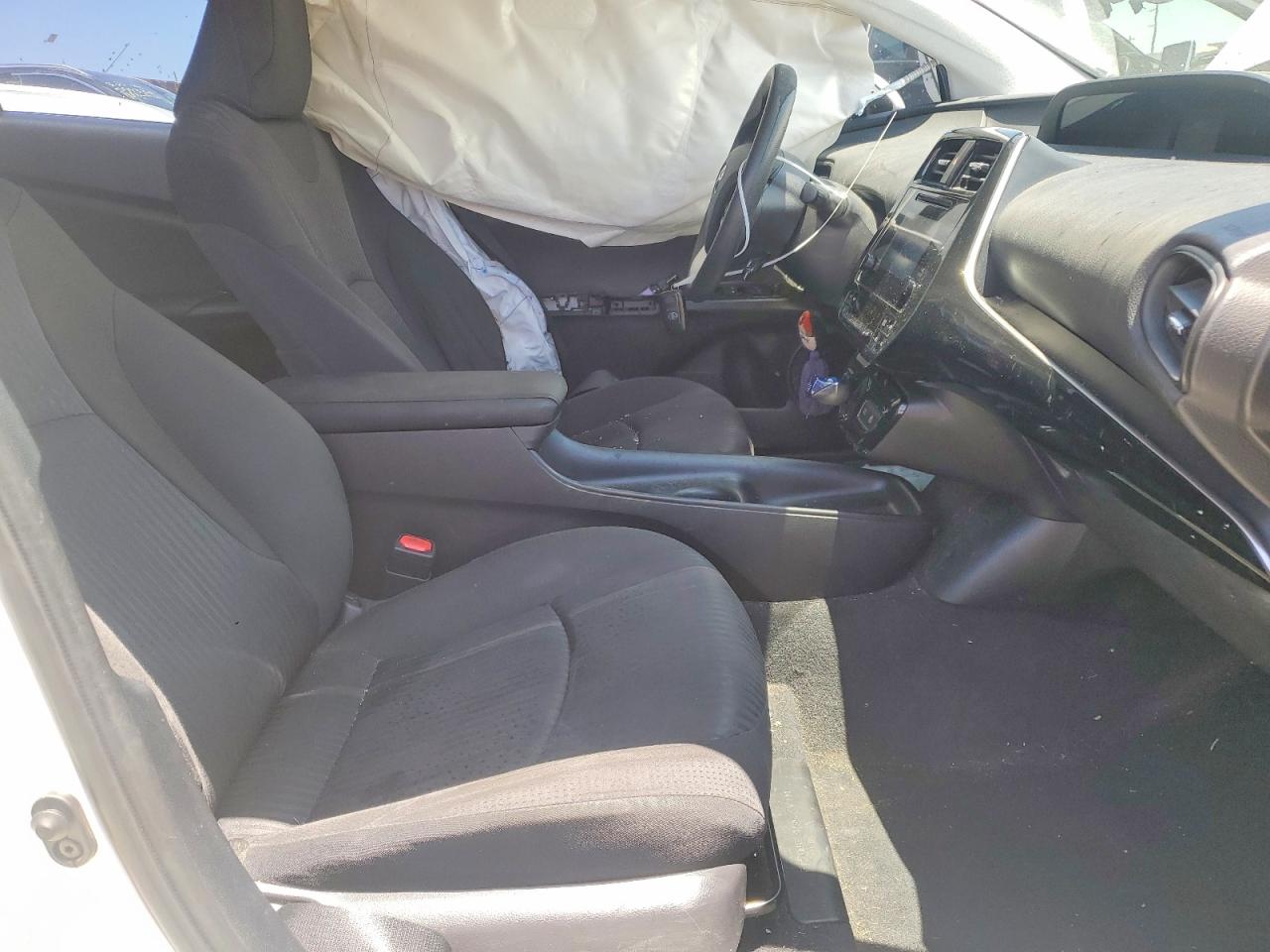 2018 TOYOTA PRIUS