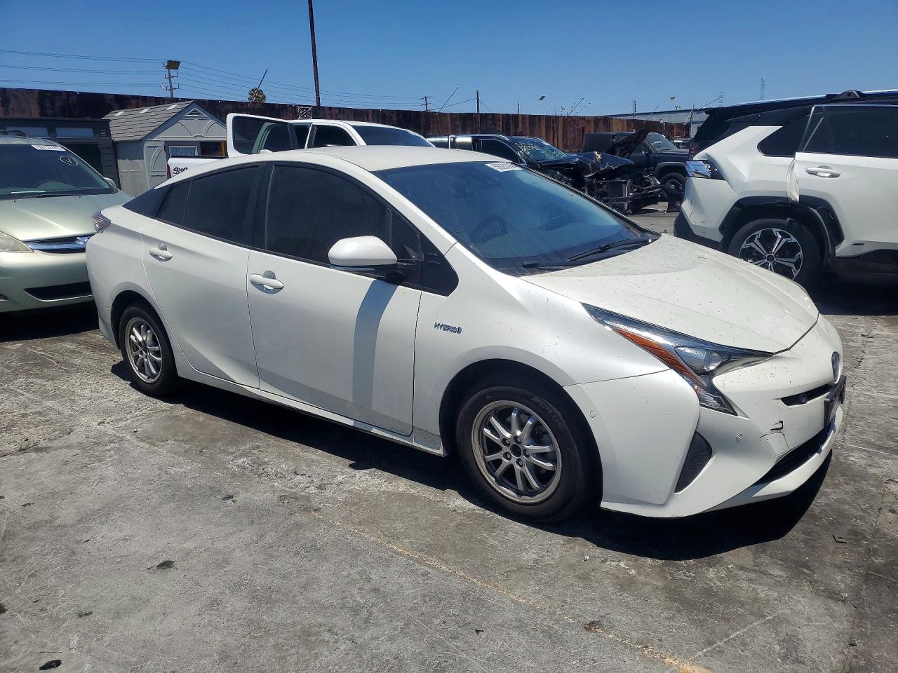 2018 TOYOTA PRIUS