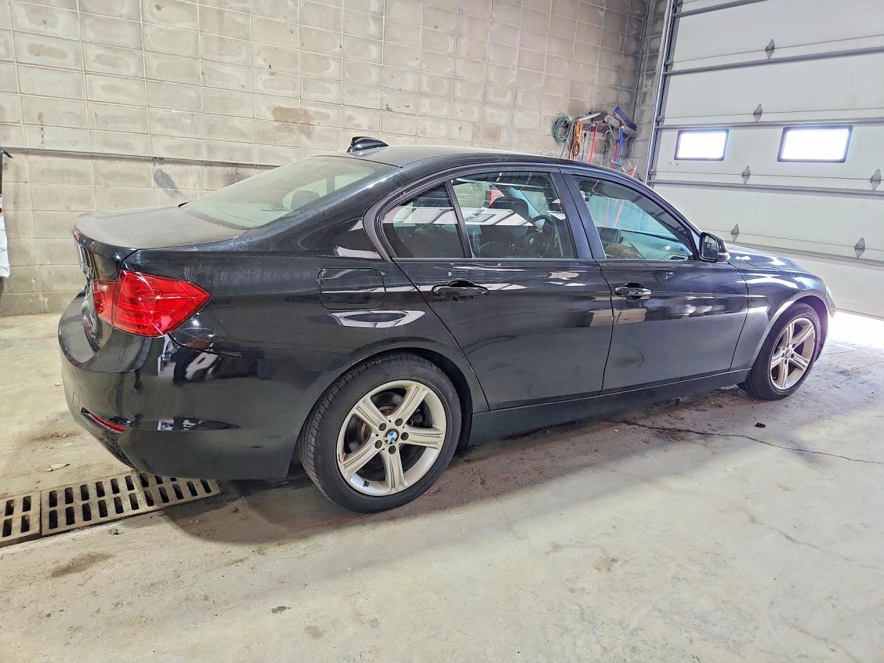 2013 BMW 3 SERIES