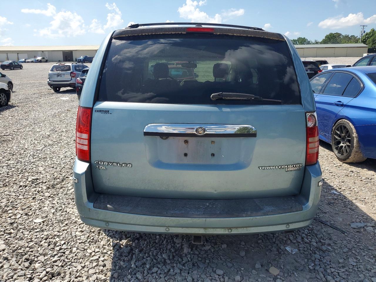2010 CHRYSLER MINIVAN
