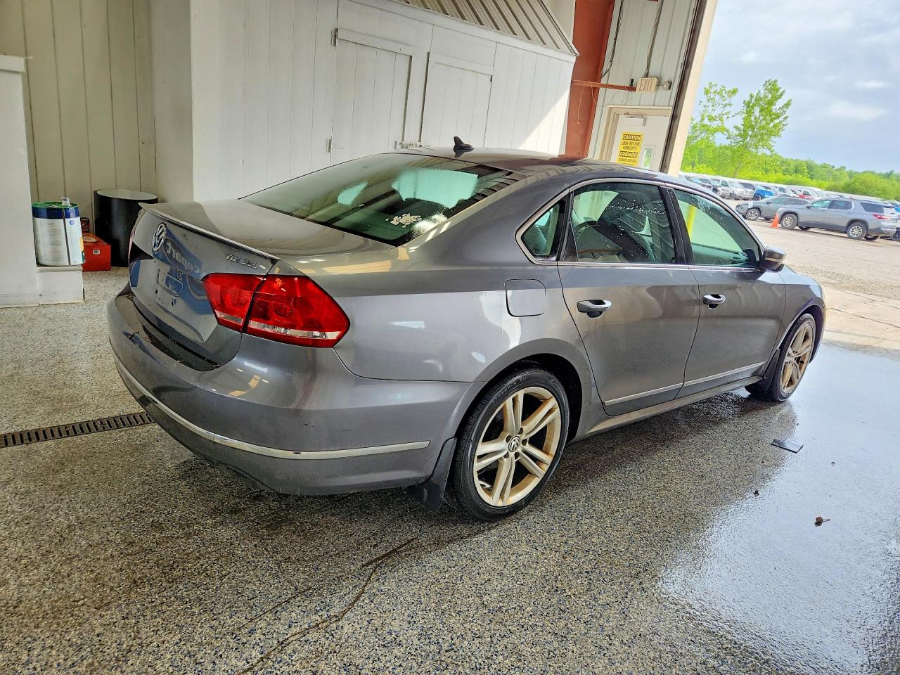 2015 VOLKSWAGEN PASSAT