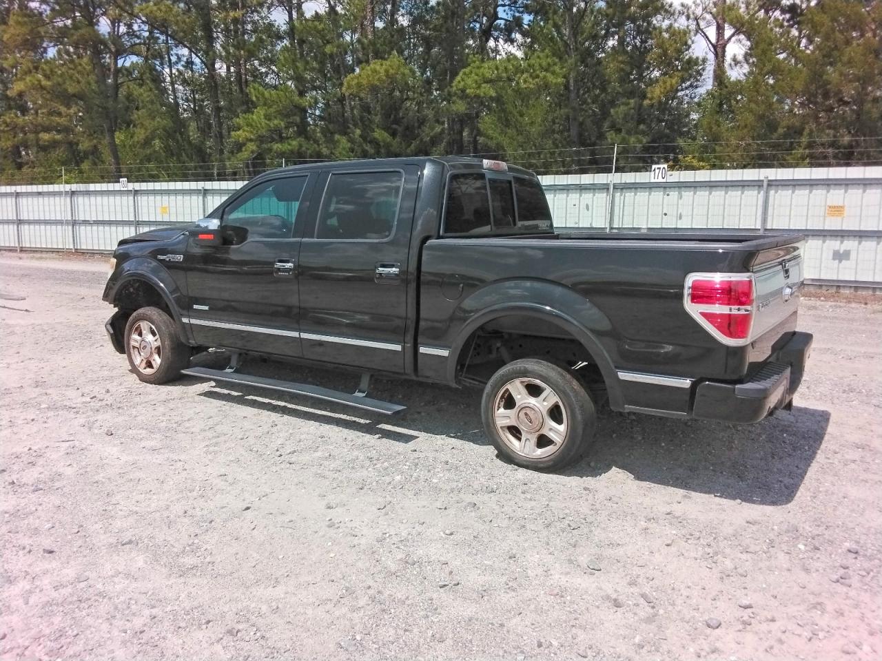 2013 FORD F150