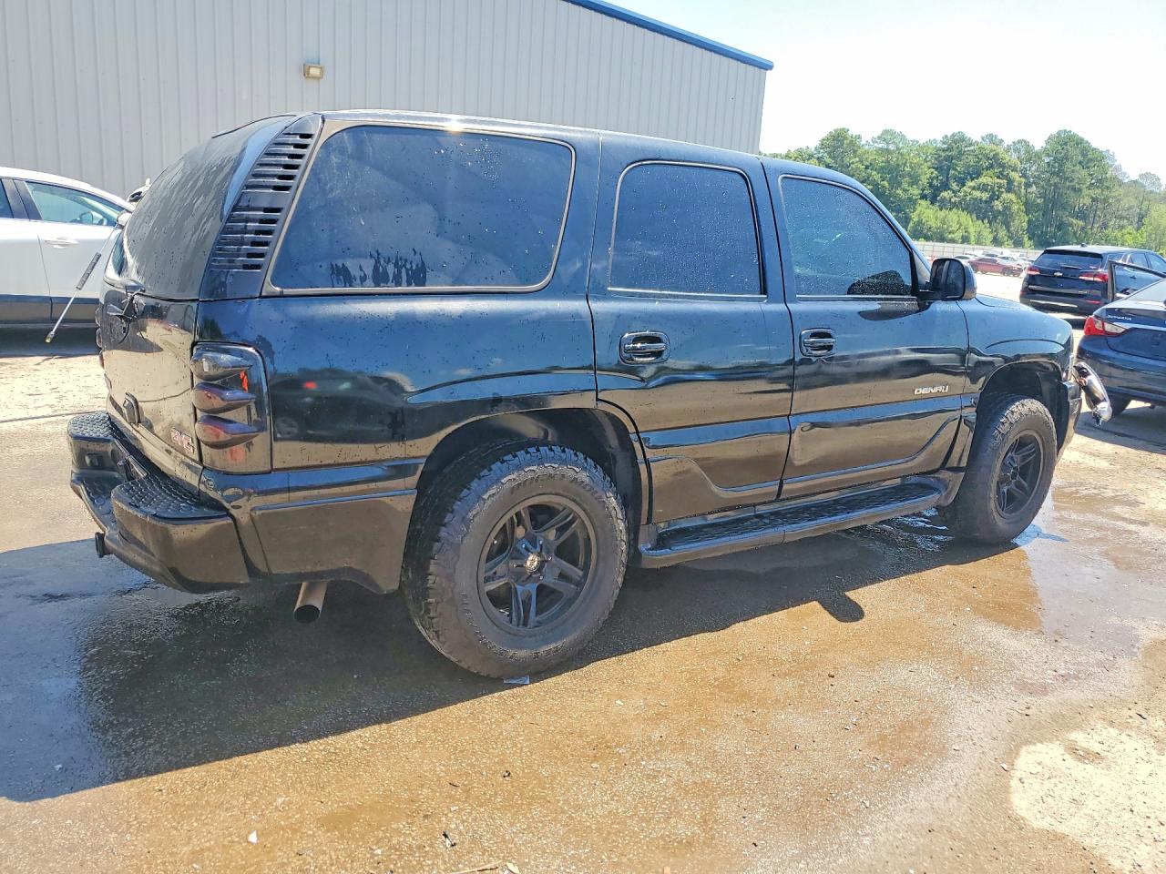 2003 GMC YUKON