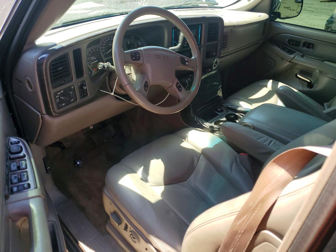 2003 GMC YUKON