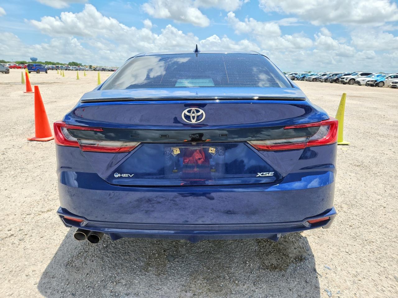2025 TOYOTA CAMRY