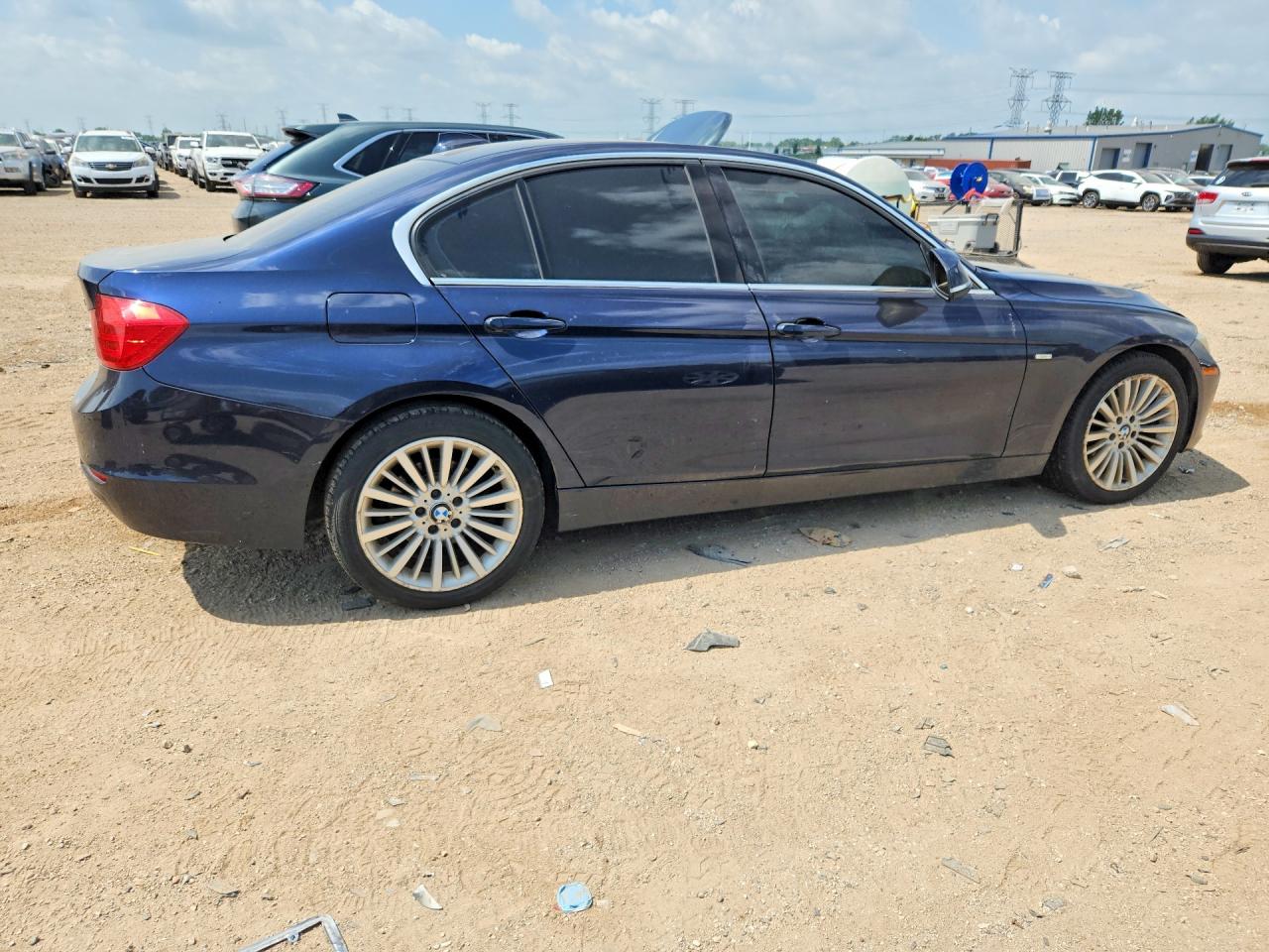 2013 BMW 3 SERIES