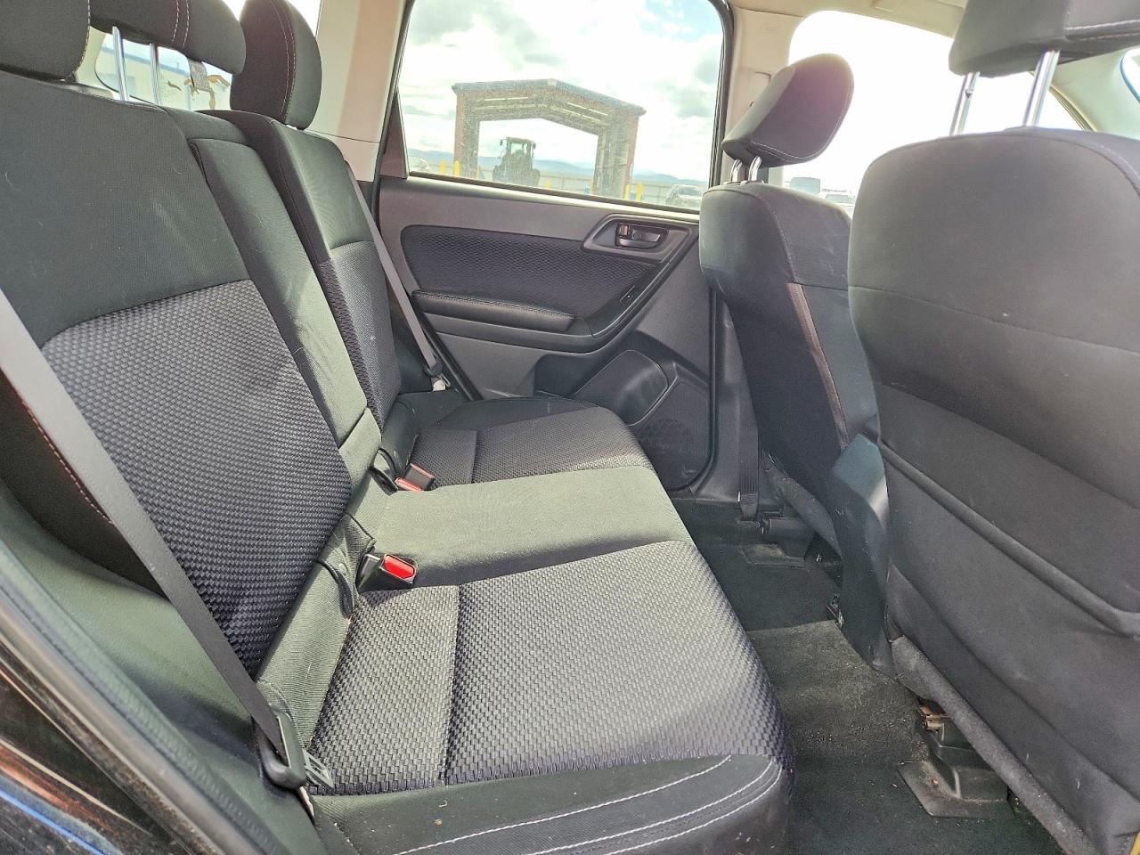 2017 SUBARU FORESTER