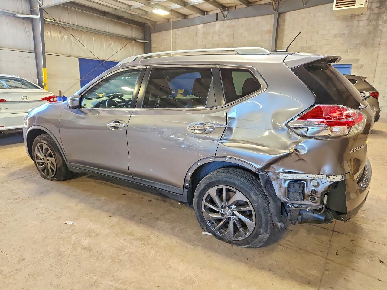 2016 NISSAN ROGUE