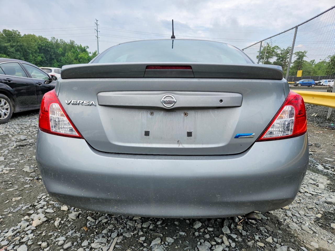 2014 NISSAN VERSA