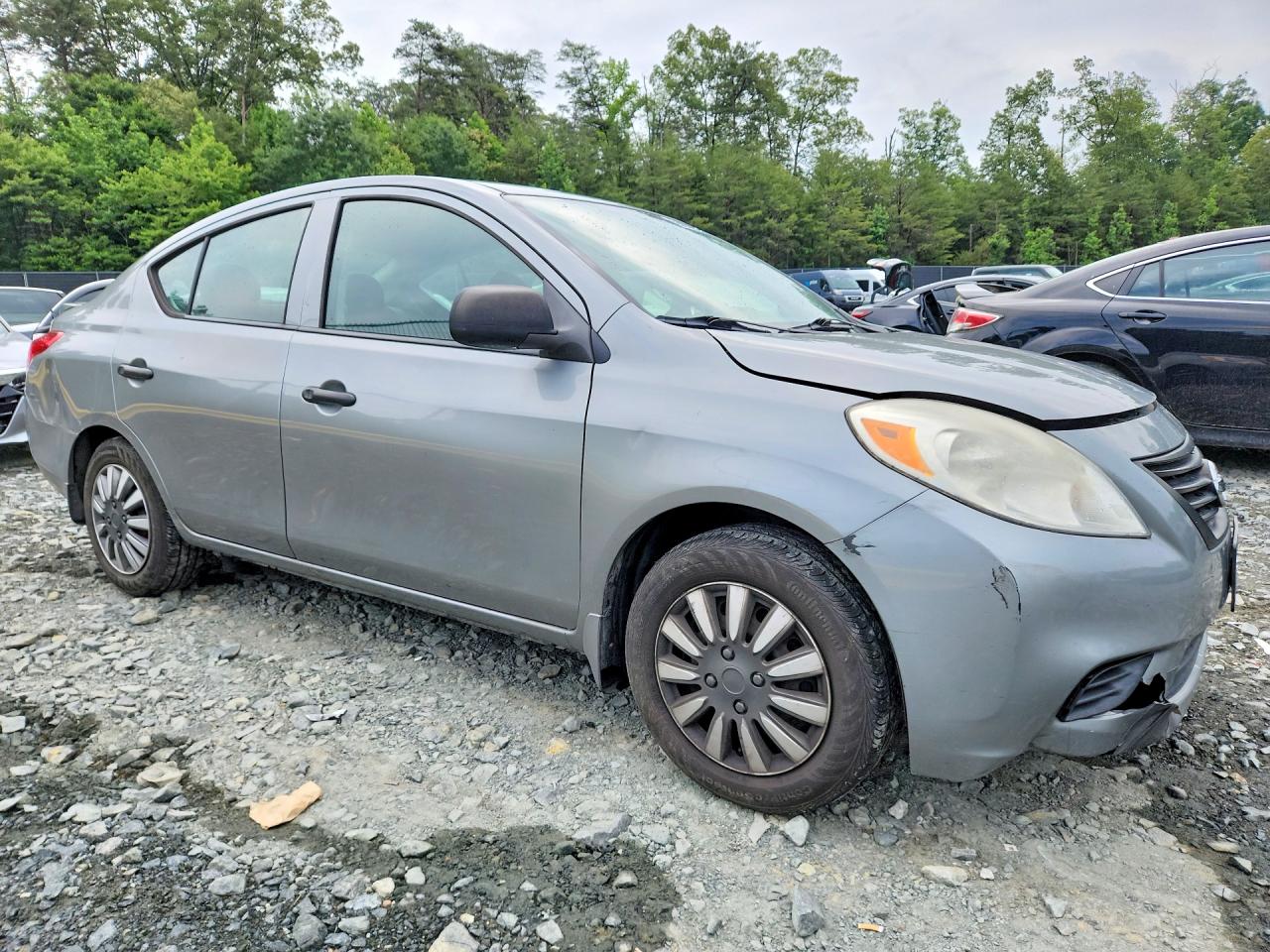 2014 NISSAN VERSA