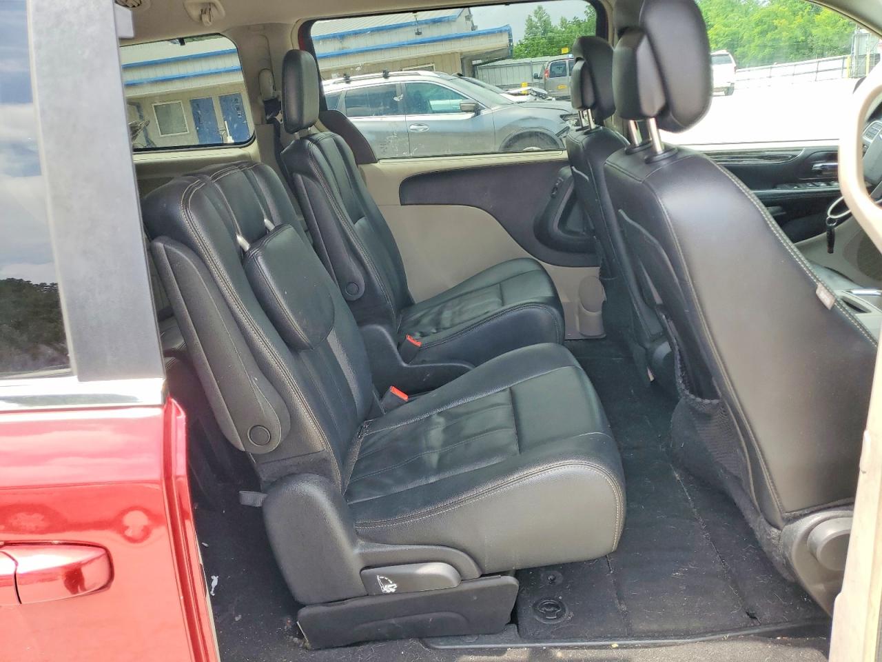 2016 CHRYSLER MINIVAN