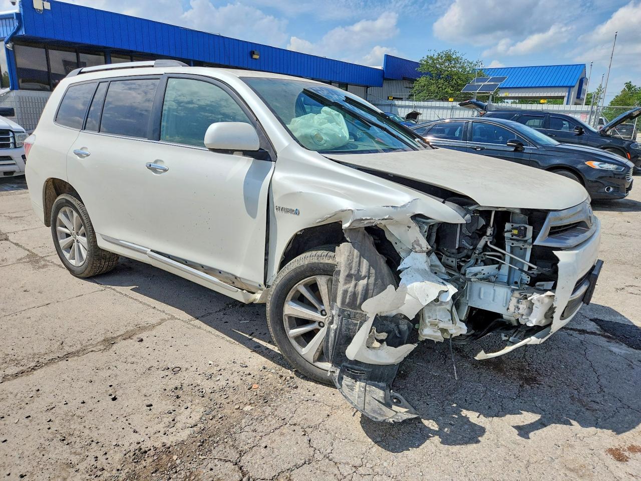 2011 TOYOTA HIGHLANDER