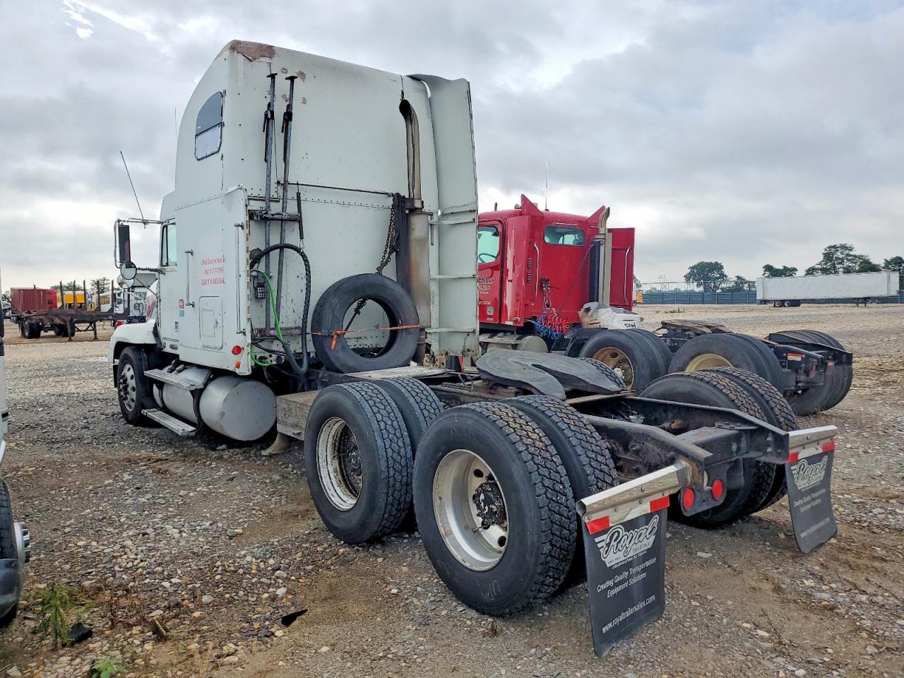2001 FREIGHTLINER ALL OTHER