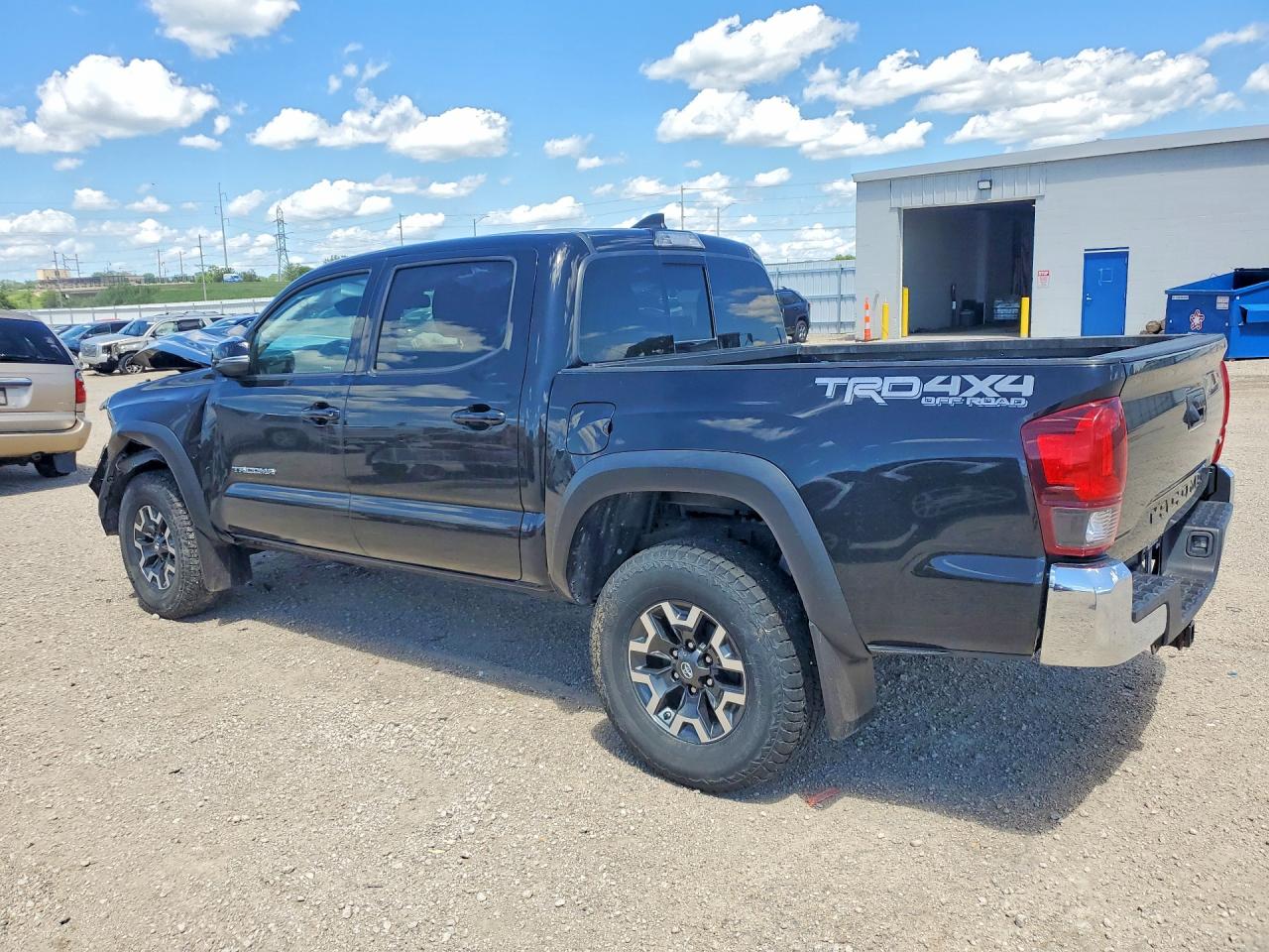 2018 TOYOTA TACOMA TRD