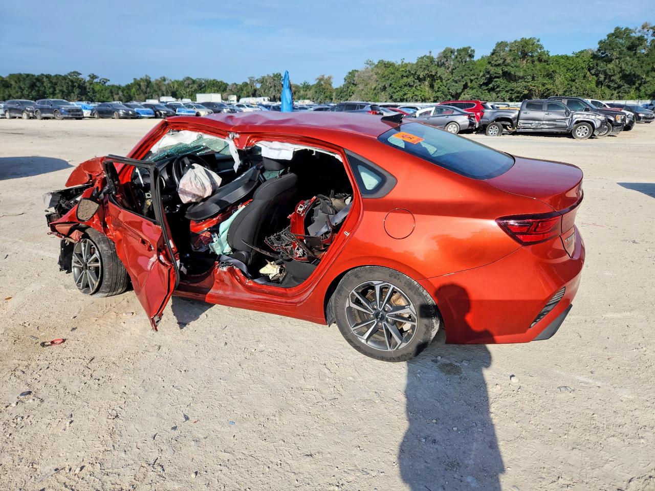 2023 KIA FORTE