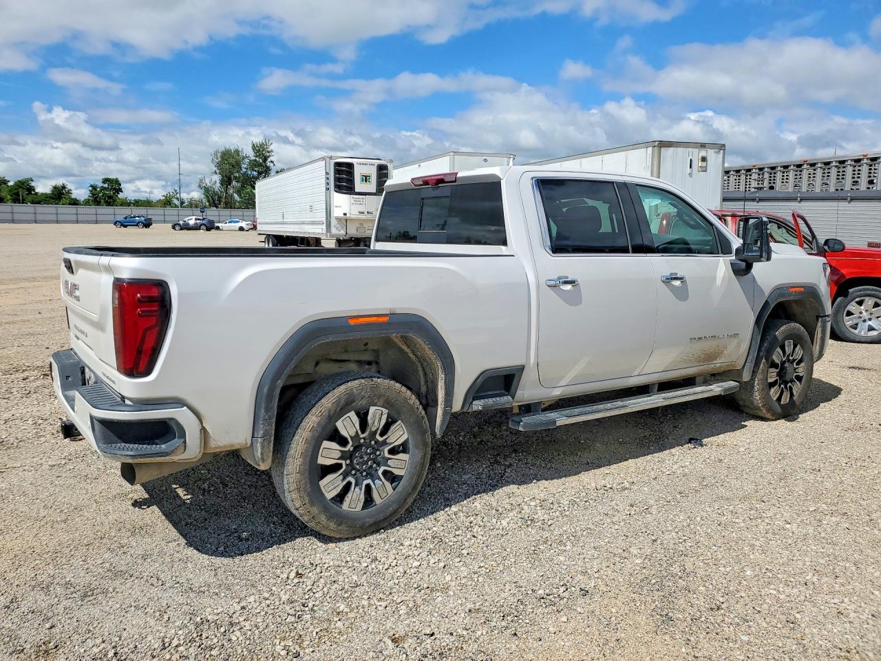 2025 GMC SIERRA