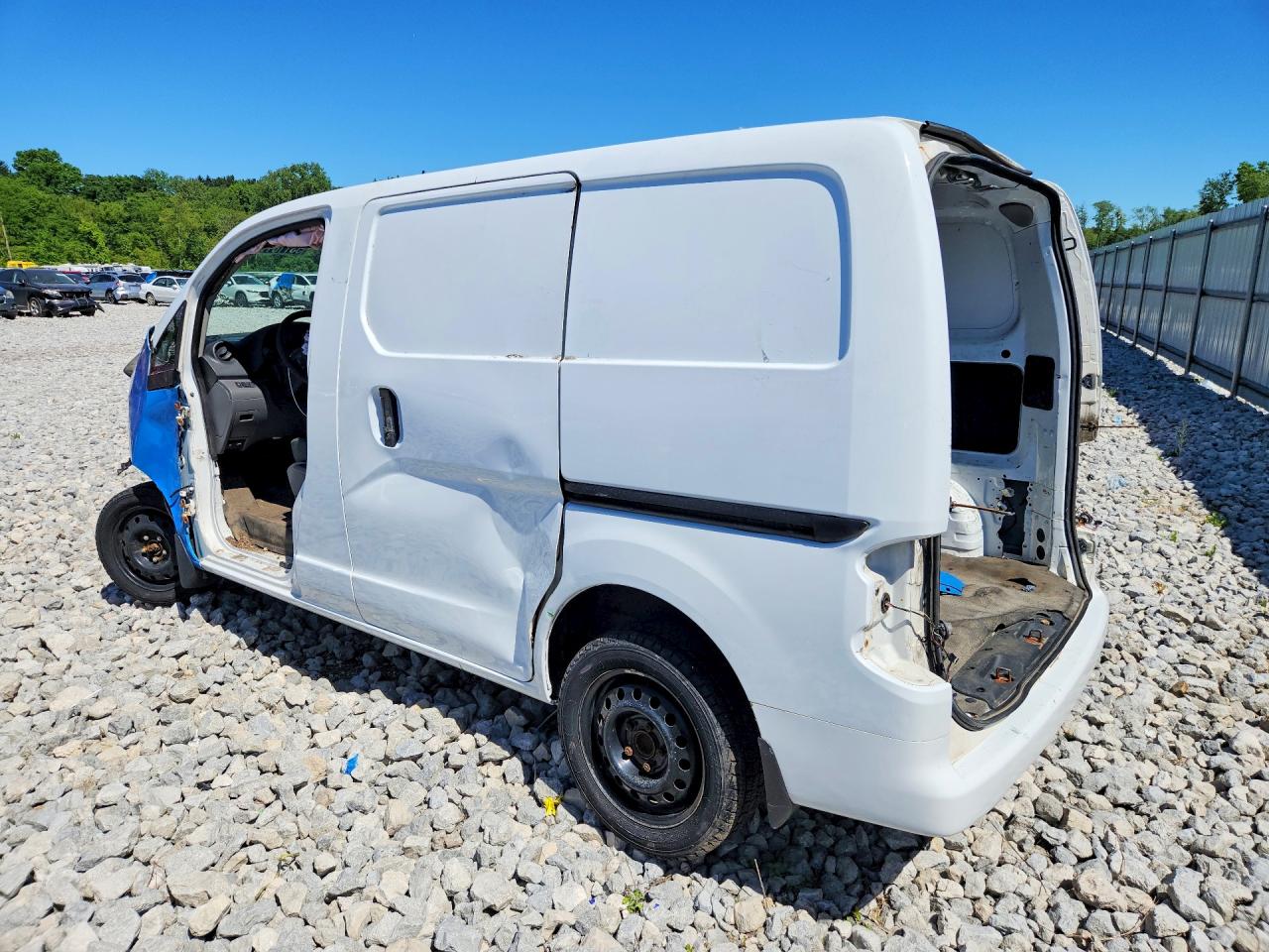 2016 NISSAN NV