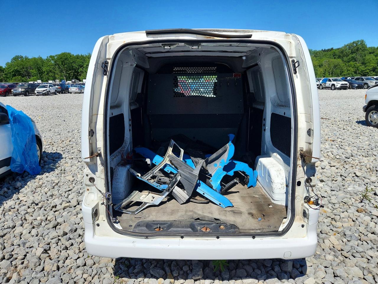 2016 NISSAN NV