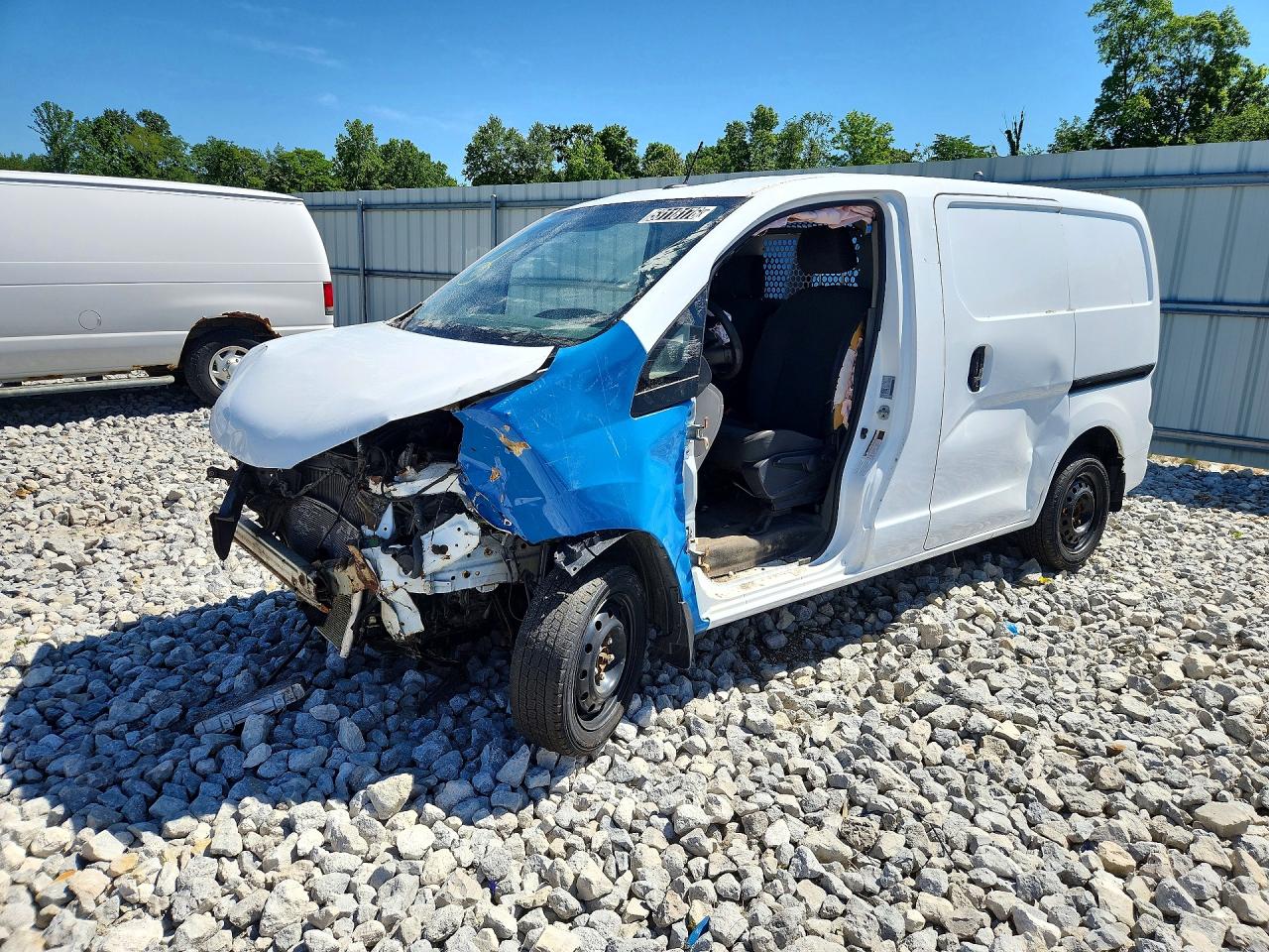2016 NISSAN NV
