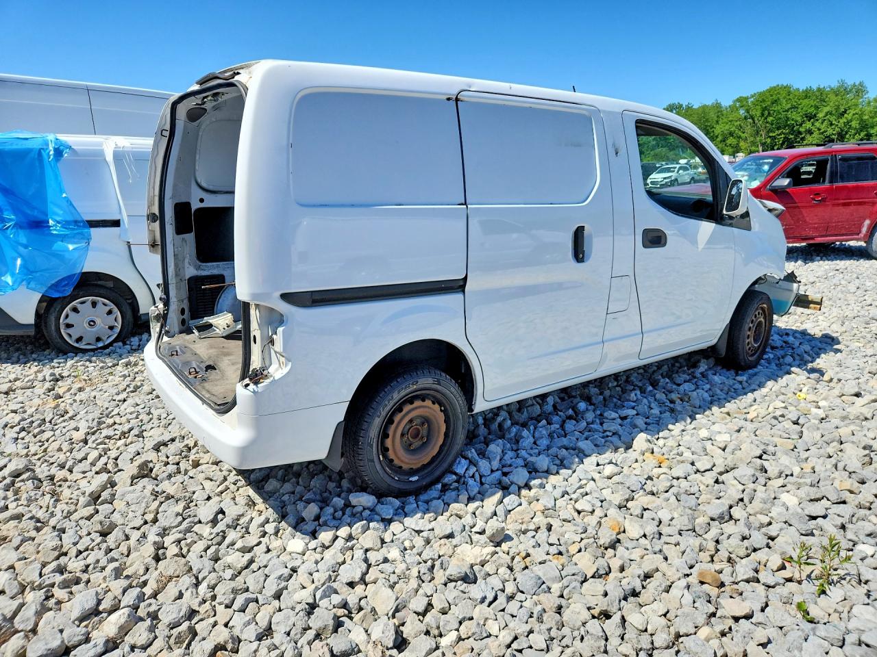 2016 NISSAN NV