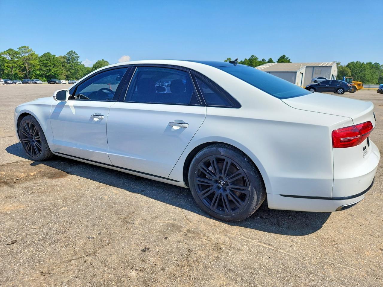 2016 AUDI A8