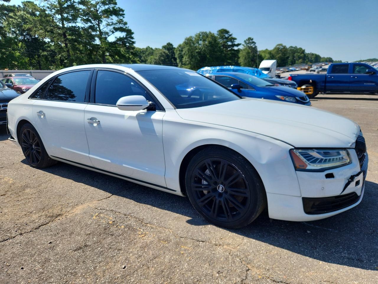 2016 AUDI A8