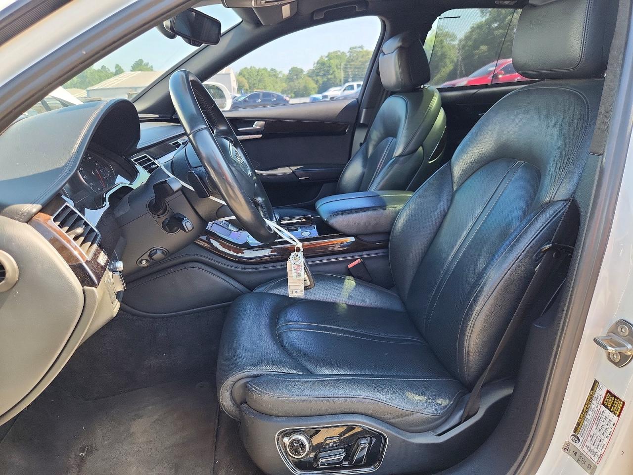 2016 AUDI A8
