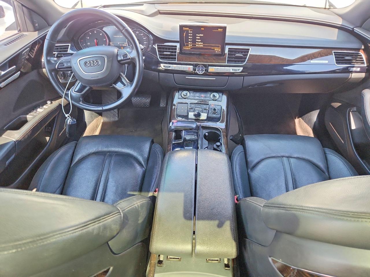 2016 AUDI A8