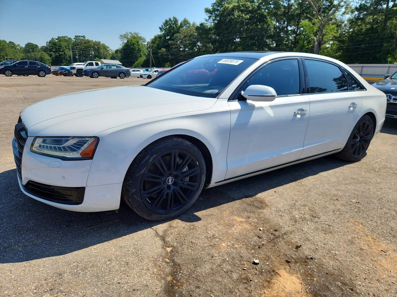 2016 AUDI A8