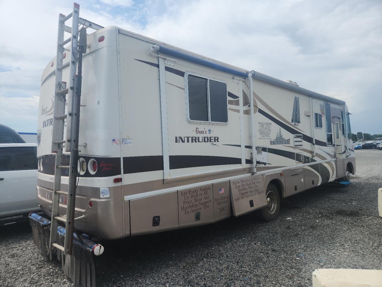 2002 WORKHORSE ALL OTHER